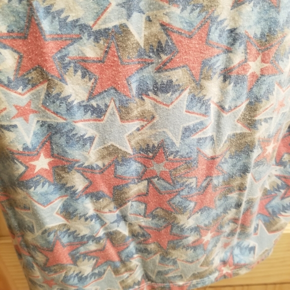 Lularoe Americana Red White Blue Stars 2XL Irma - Picture 3 of 5